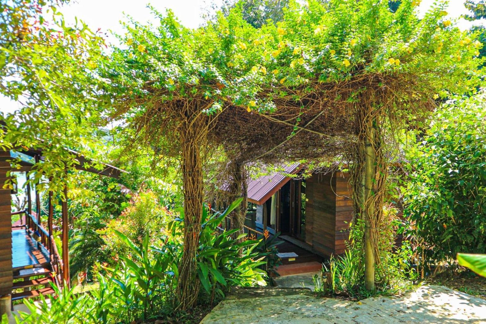 Bed and Breakfast Hillhouse - Koh Yao Noi Exterior foto